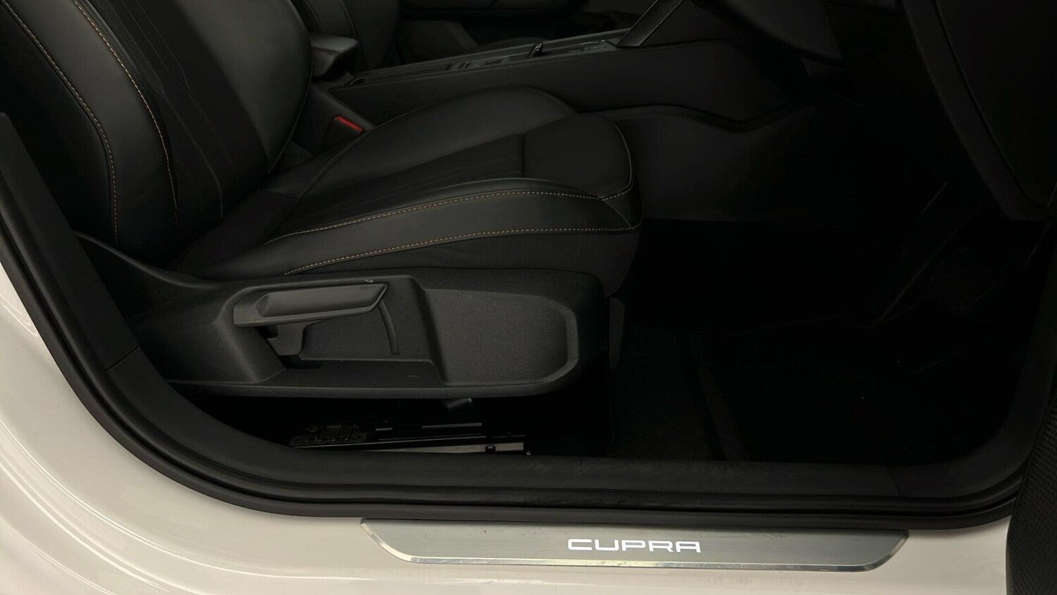 Used Cupra Formentor 2023 for sale - 76338883: Photo 37