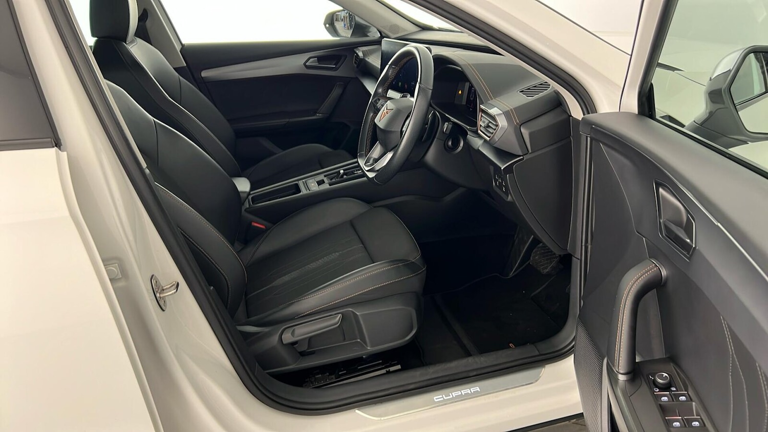 Used Cupra Formentor 2023 for sale - 76338883: Photo 4