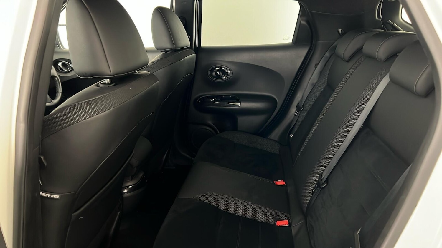 Used Nissan Juke 2017 for sale - 76661092: Photo 19