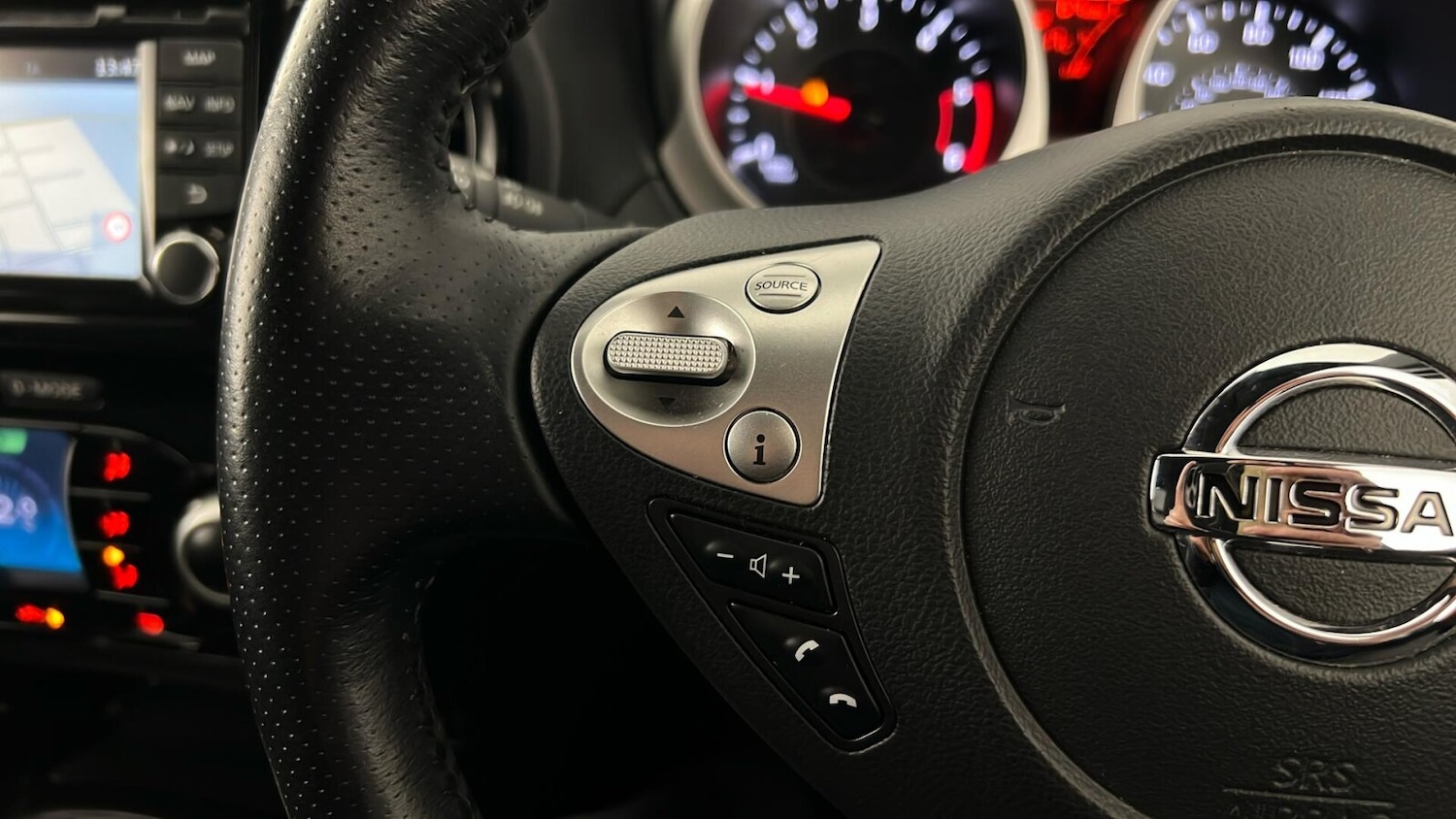 Used Nissan Juke 2017 for sale - 76661092: Photo 23