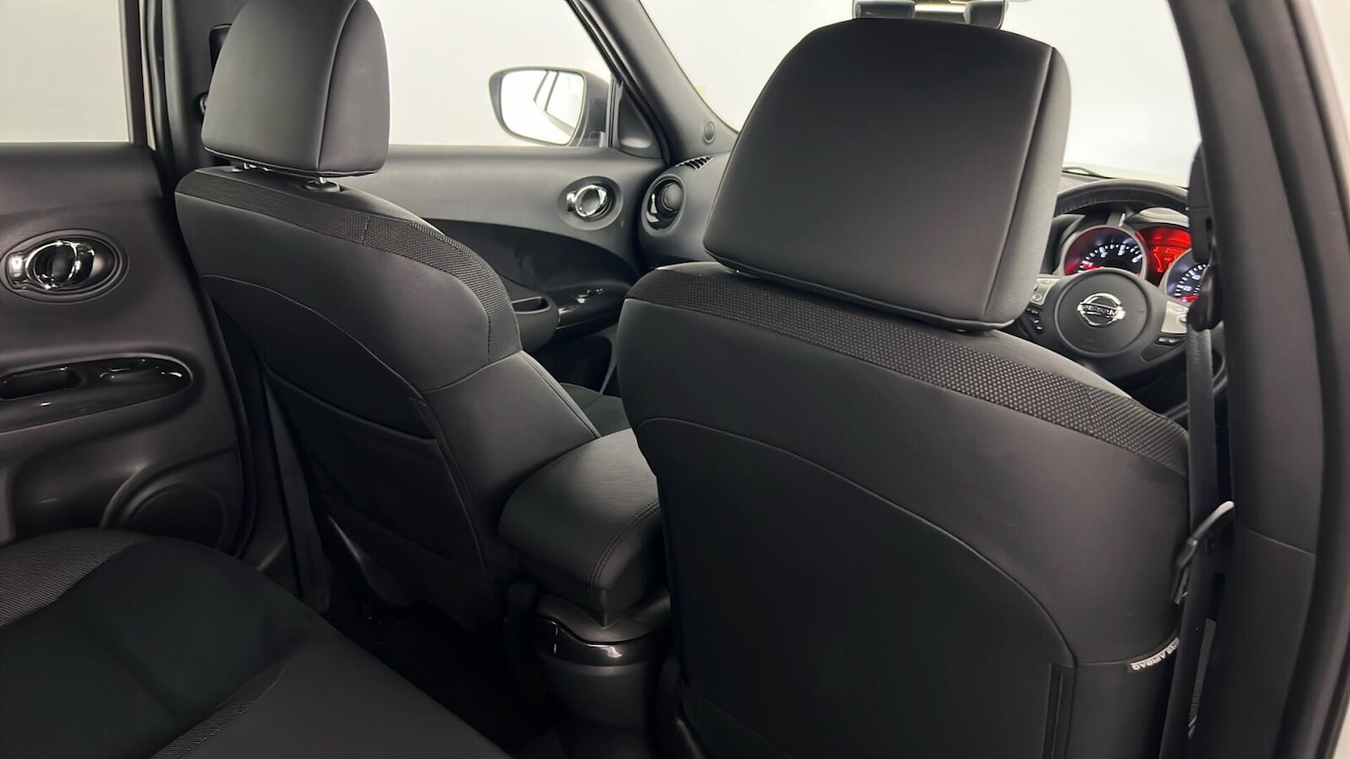 Used Nissan Juke 2017 for sale - 76661092: Photo 34