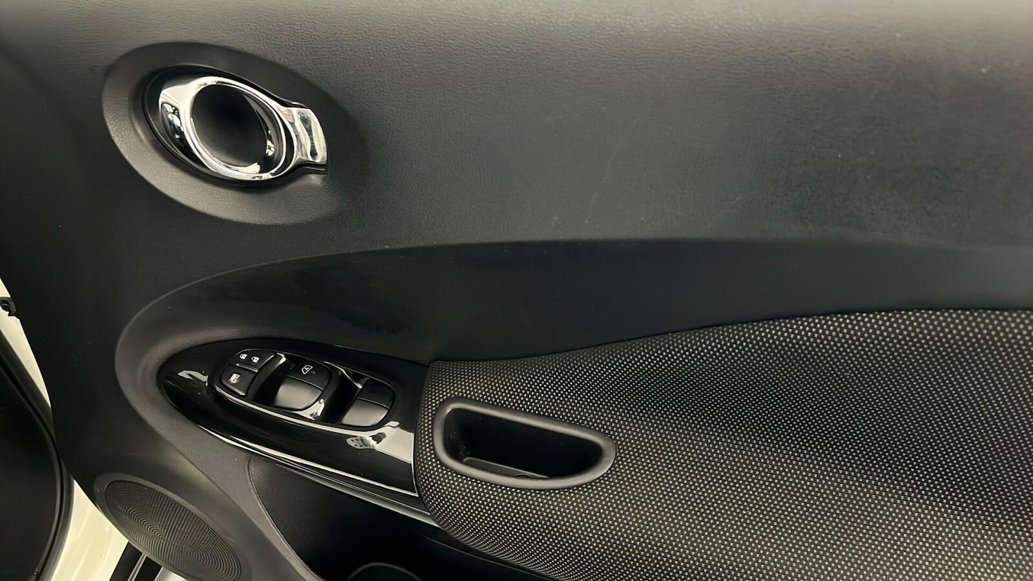 Used Nissan Juke 2017 for sale - 76661092: Photo 35