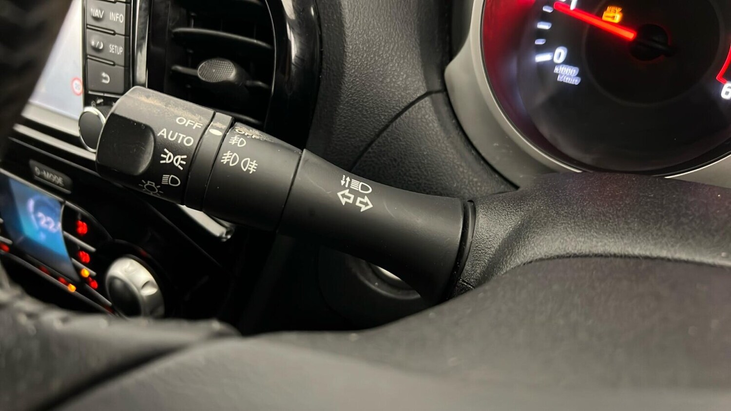 Used Nissan Juke 2017 for sale - 76661092: Photo 42