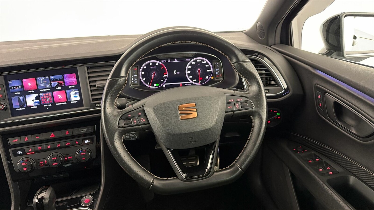 Used SEAT Leon 2019 for sale - 77942143: Photo 23