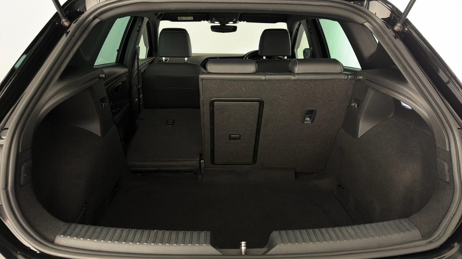 Used SEAT Leon 2019 for sale - 77942143: Photo 30