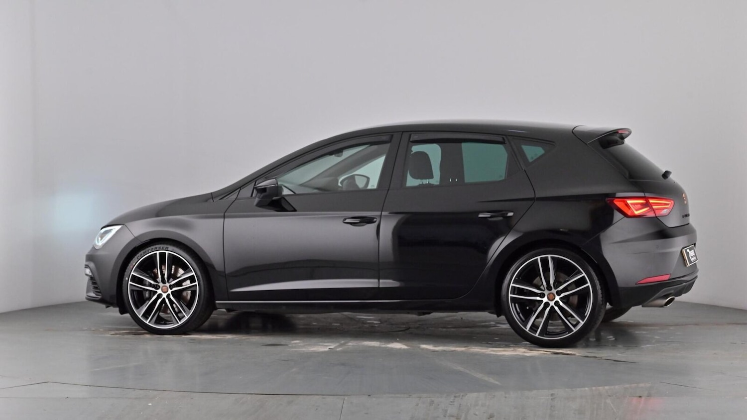 Used SEAT Leon 2019 for sale - 77942143: Photo 55