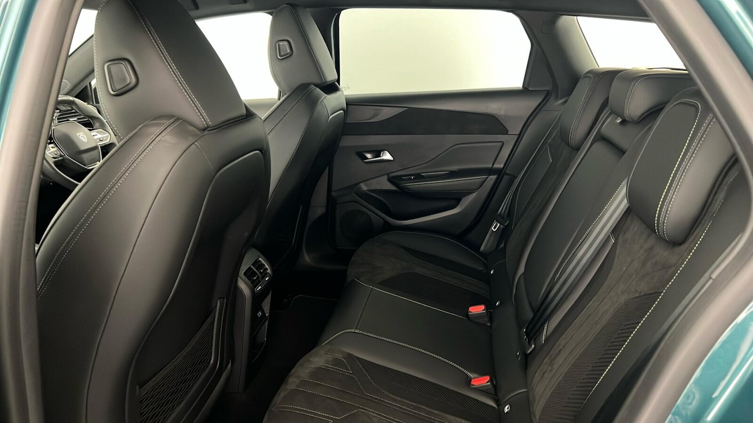 Used Peugeot 308 2024 for sale - 77031404: Photo 12