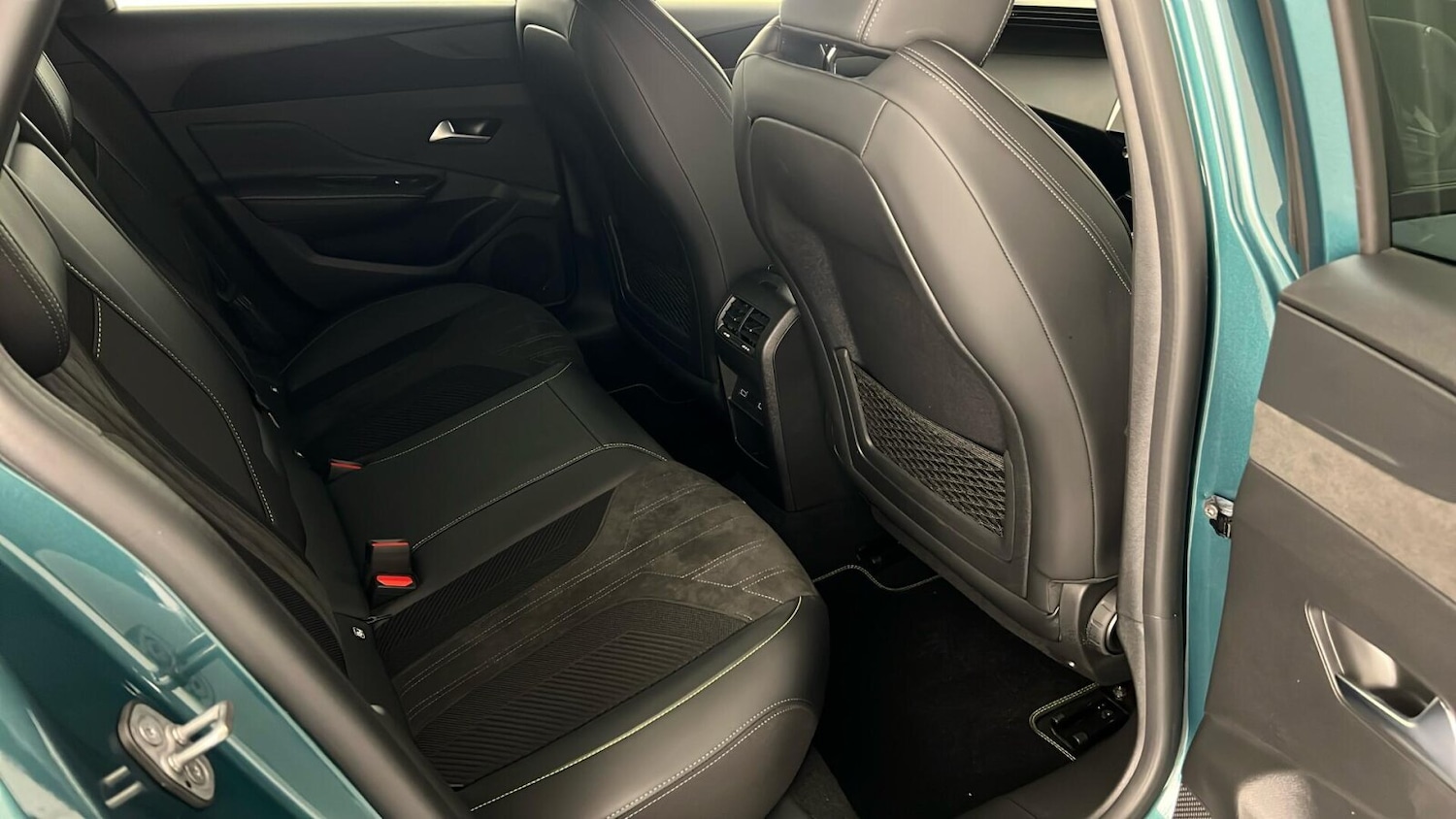 Used Peugeot 308 2024 for sale - 77031404: Photo 14