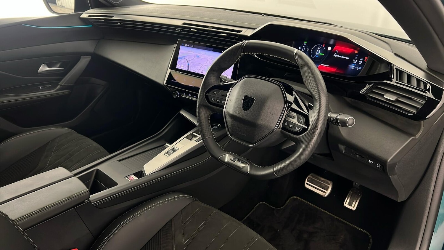 Used Peugeot 308 2024 for sale - 77031404: Photo 15