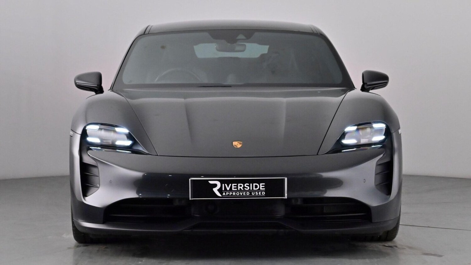 Used Porsche Taycan 2021 for sale - 77470768: Photo 10