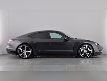 Used Porsche Taycan 2021 for sale - 77470768: Photo