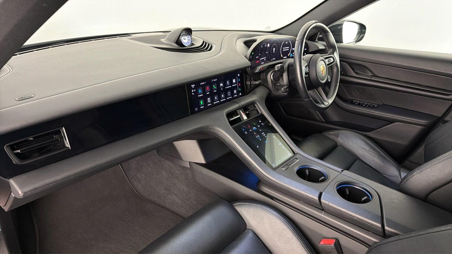 Used Porsche Taycan 2021 for sale - 77470768: Photo 34