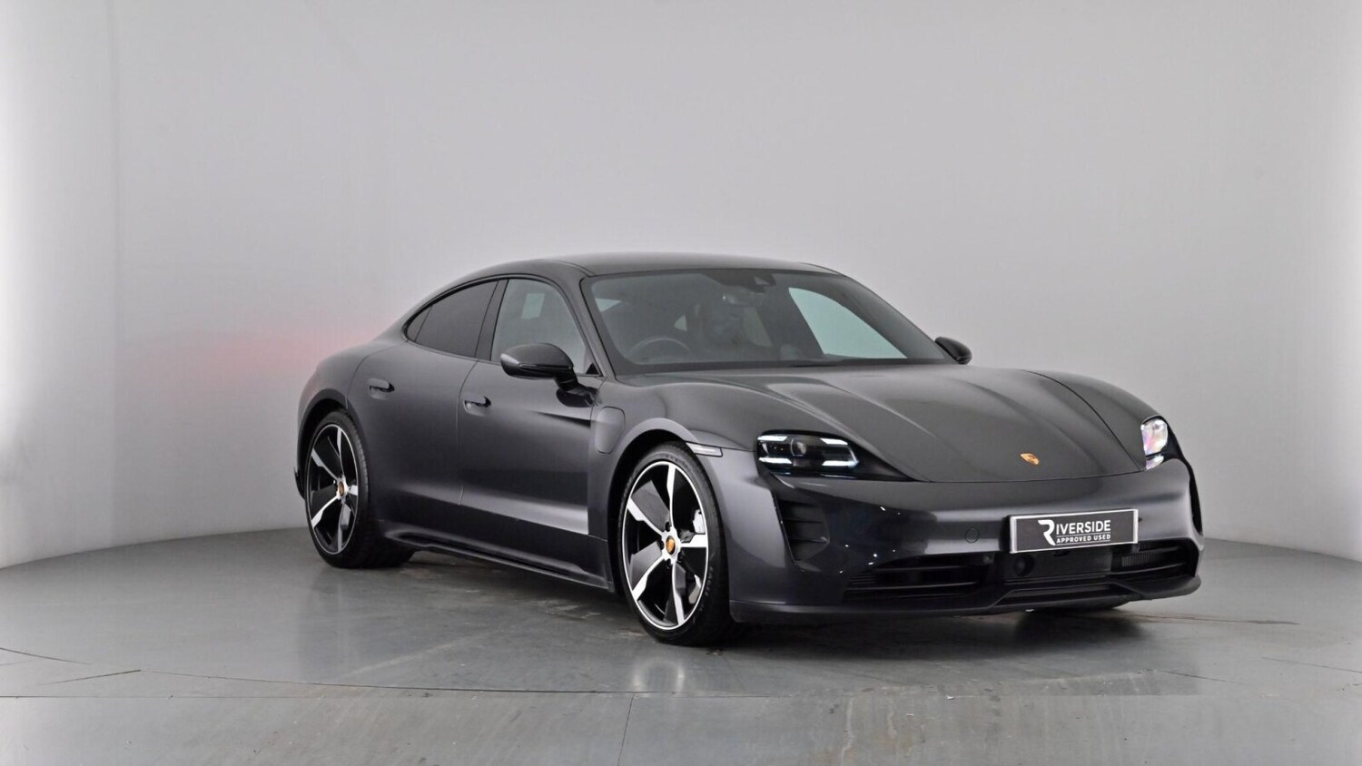 Used Porsche Taycan 2021 for sale - 77470768: Photo 59