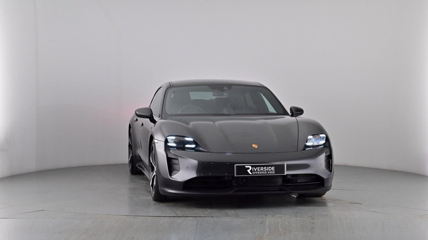 Used Porsche Taycan 2021 for sale - 77470768: Photo 61