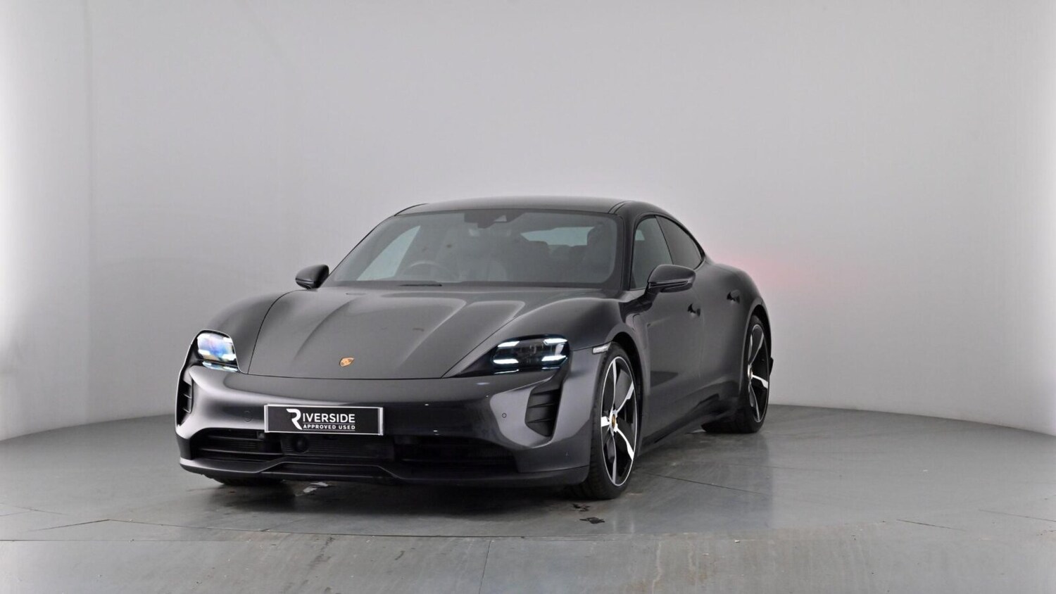 Used Porsche Taycan 2021 for sale - 77470768: Photo 64