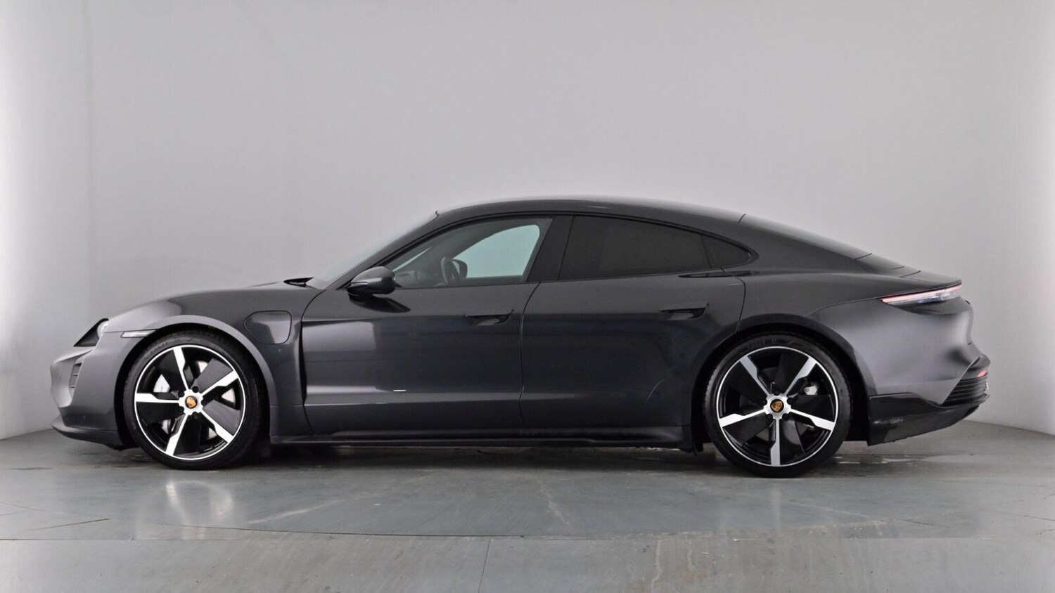 Used Porsche Taycan 2021 for sale - 77470768: Photo 72