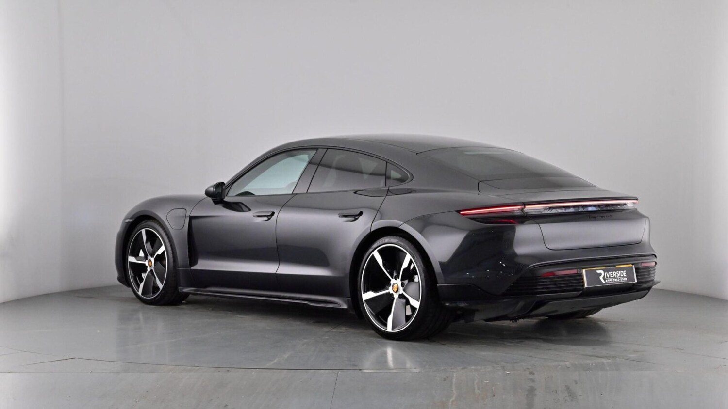 Used Porsche Taycan 2021 for sale - 77470768: Photo 76