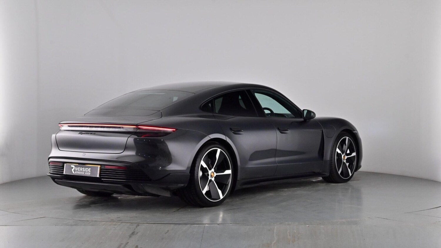 Used Porsche Taycan 2021 for sale - 77470768: Photo 84