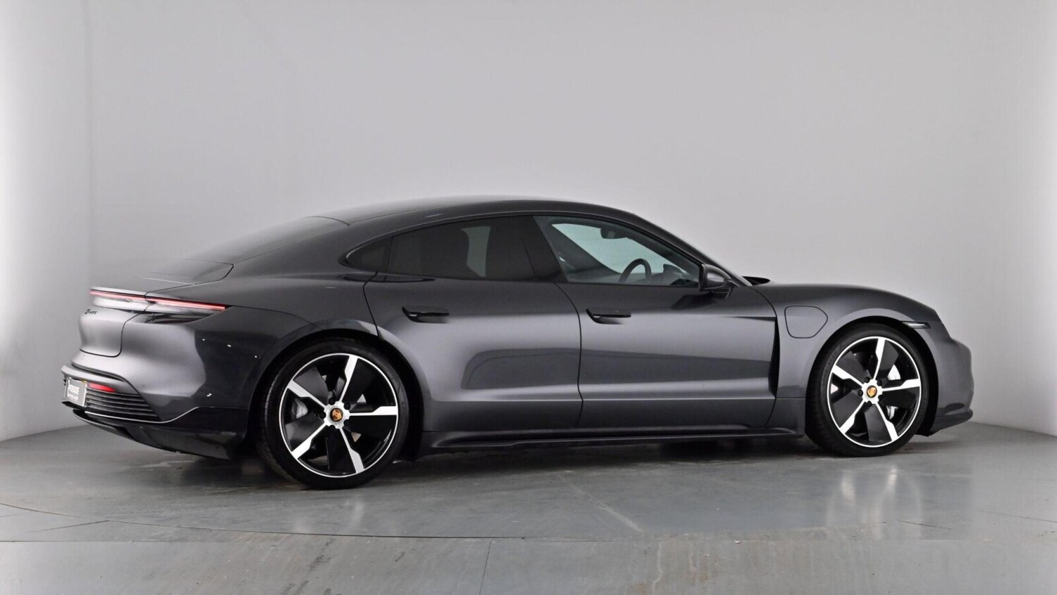 Used Porsche Taycan 2021 for sale - 77470768: Photo 87