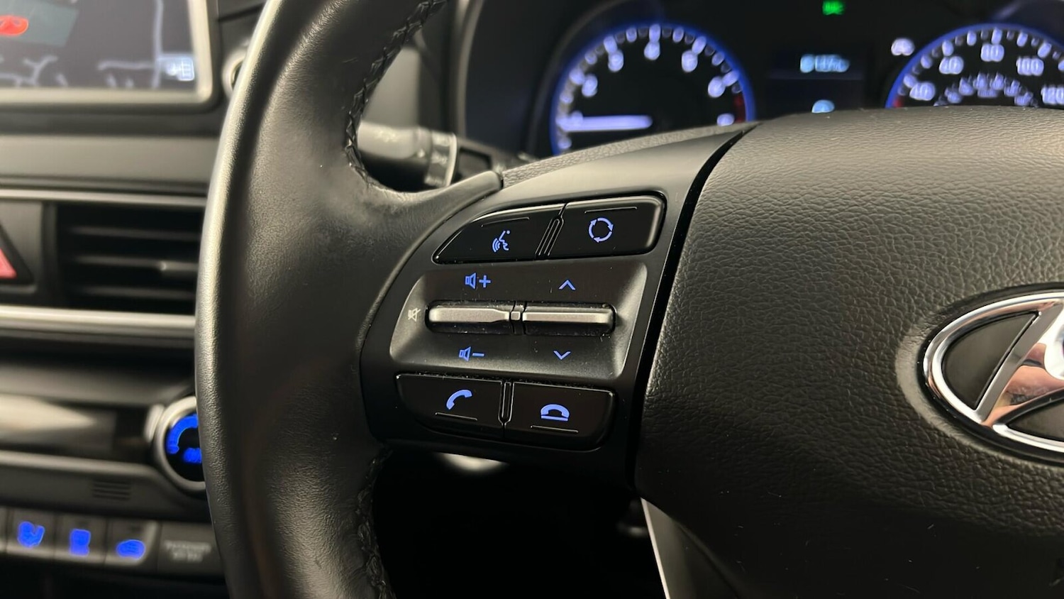 Used Hyundai KONA 2019 for sale - 77025375: Photo 18