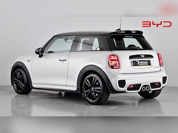 Used MINI Hatch 2019 for sale - 76104171: Photo