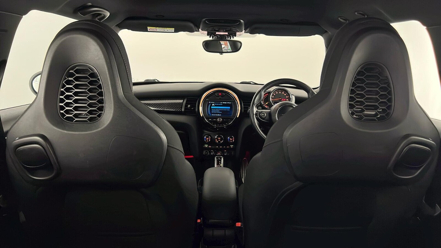Used MINI Hatch 2019 for sale - 76104171: Photo 41
