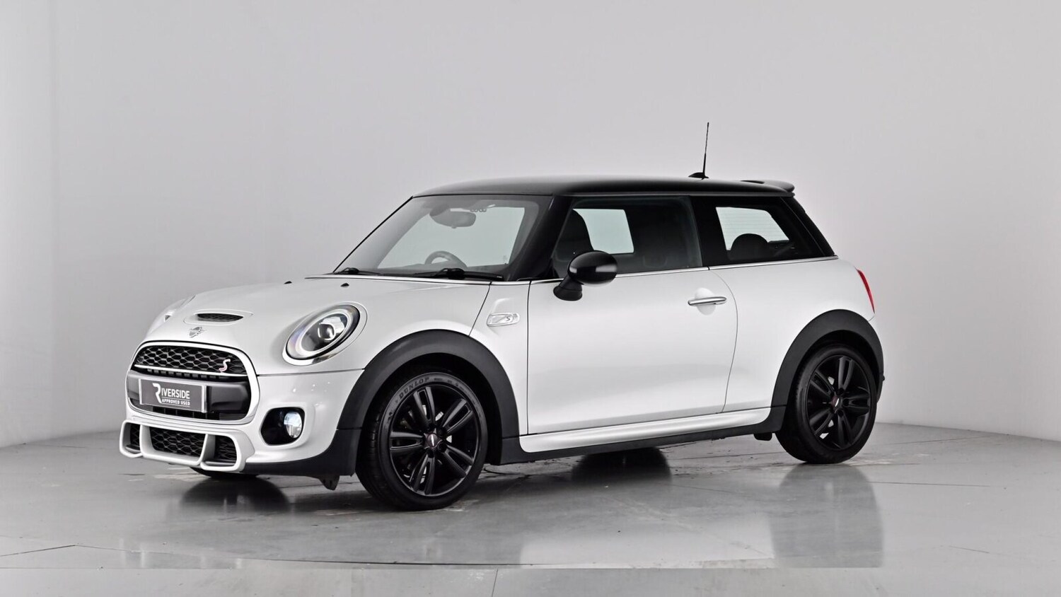 Used MINI Hatch 2019 for sale - 76104171: Photo 51