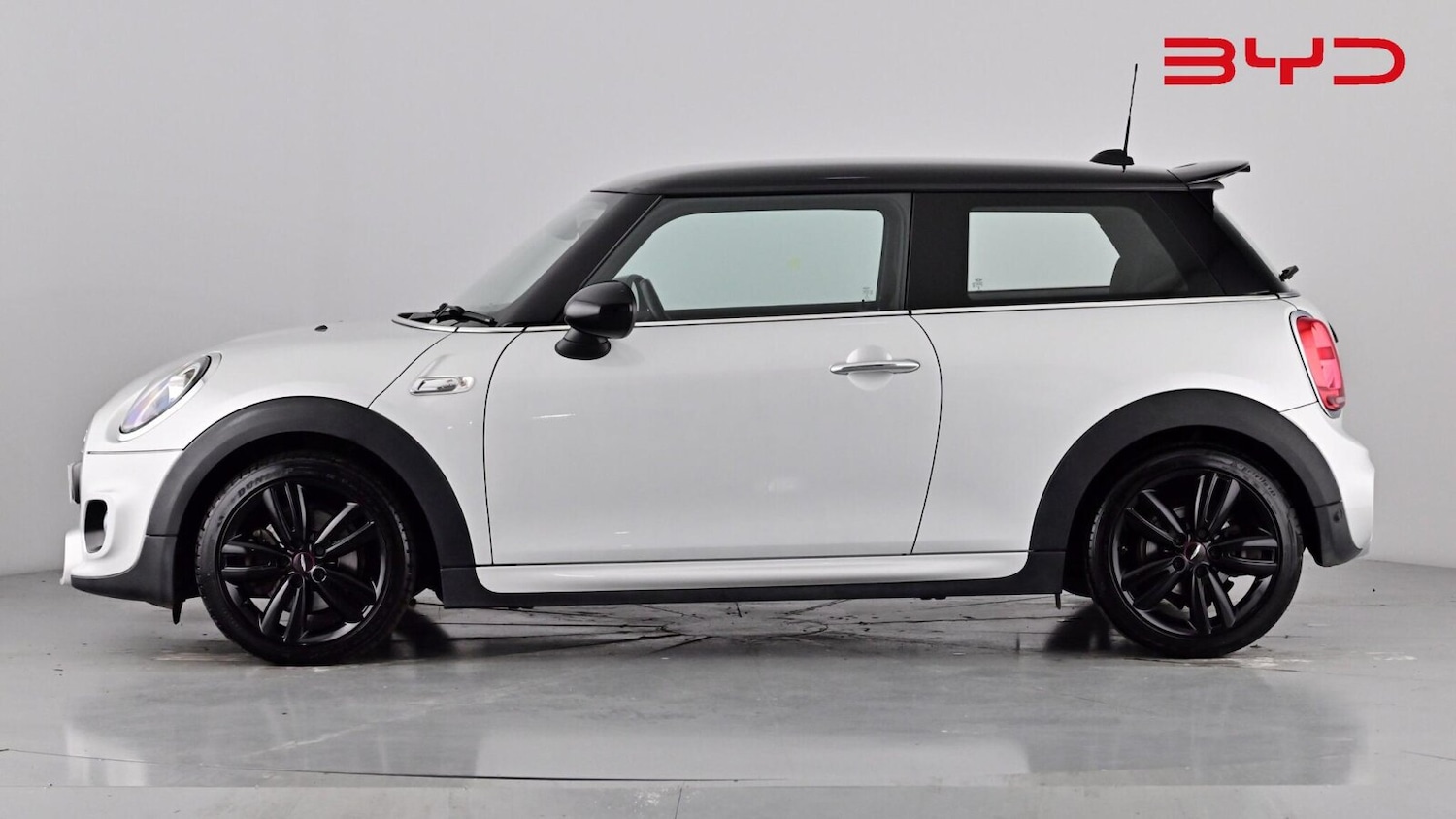 Used MINI Hatch 2019 for sale - 76104171: Photo 6