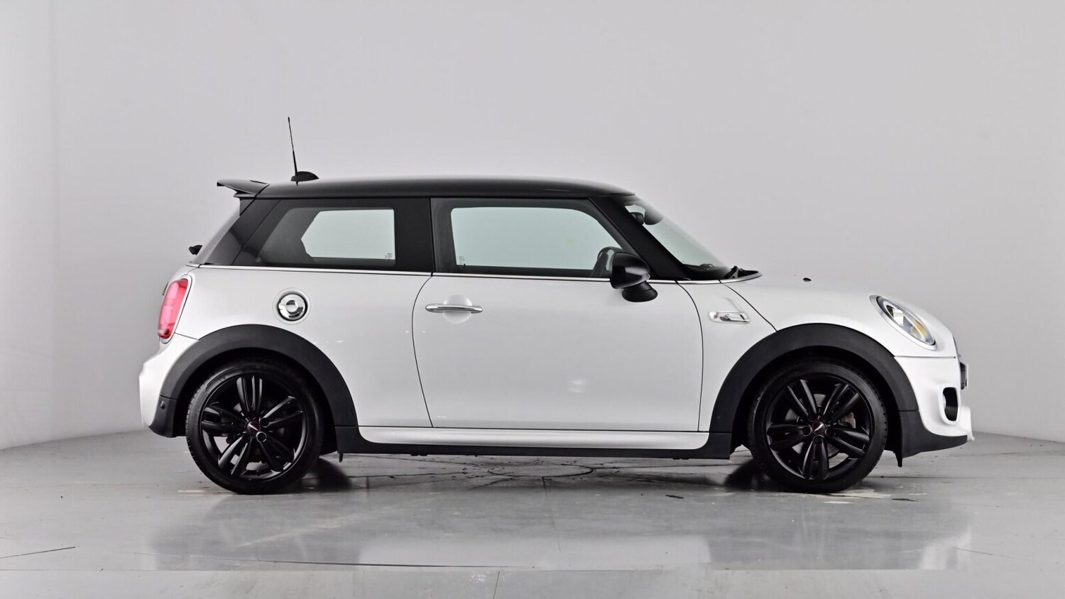Used MINI Hatch 2019 for sale - 76104171: Photo 73