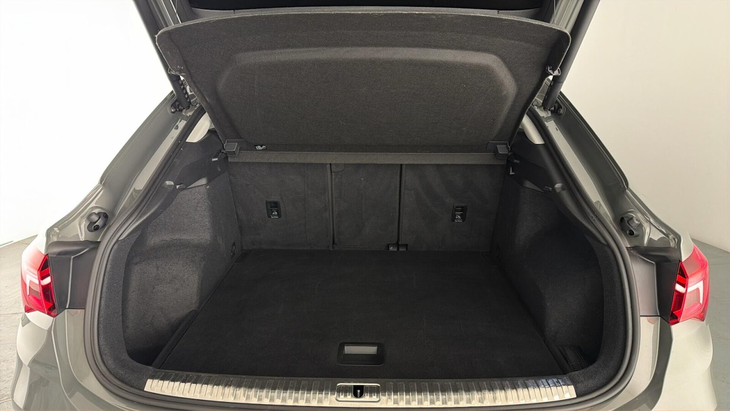 Used Audi Q3 2022 for sale - 77778366: Photo 13