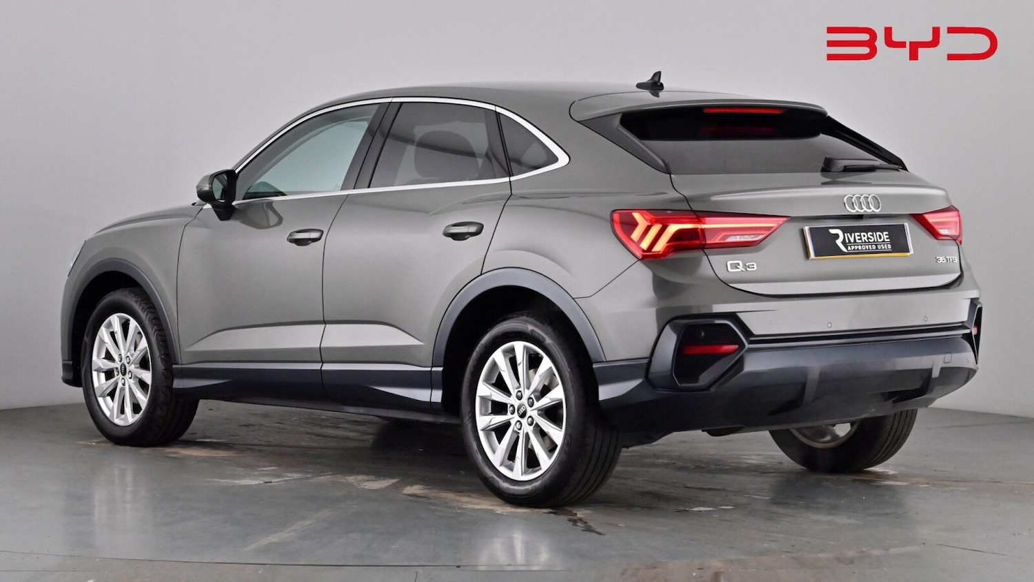 Used Audi Q3 2022 for sale - 77778366: Photo 2