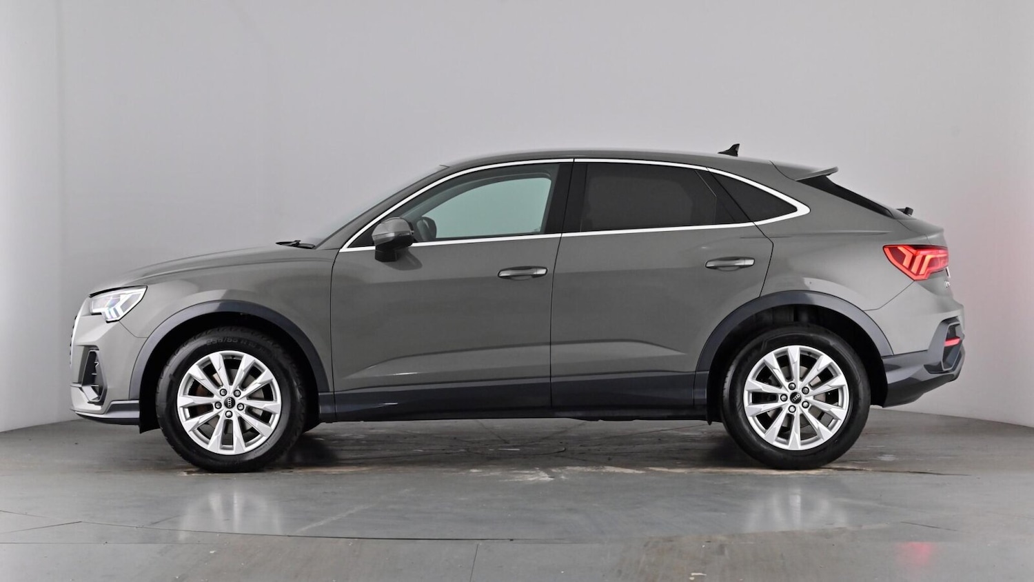 Used Audi Q3 2022 for sale - 77778366: Photo 56