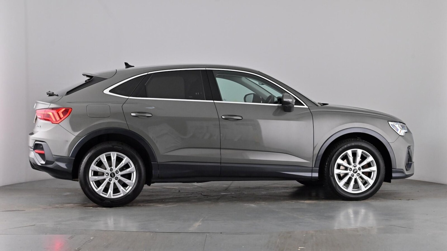 Used Audi Q3 2022 for sale - 77778366: Photo 73