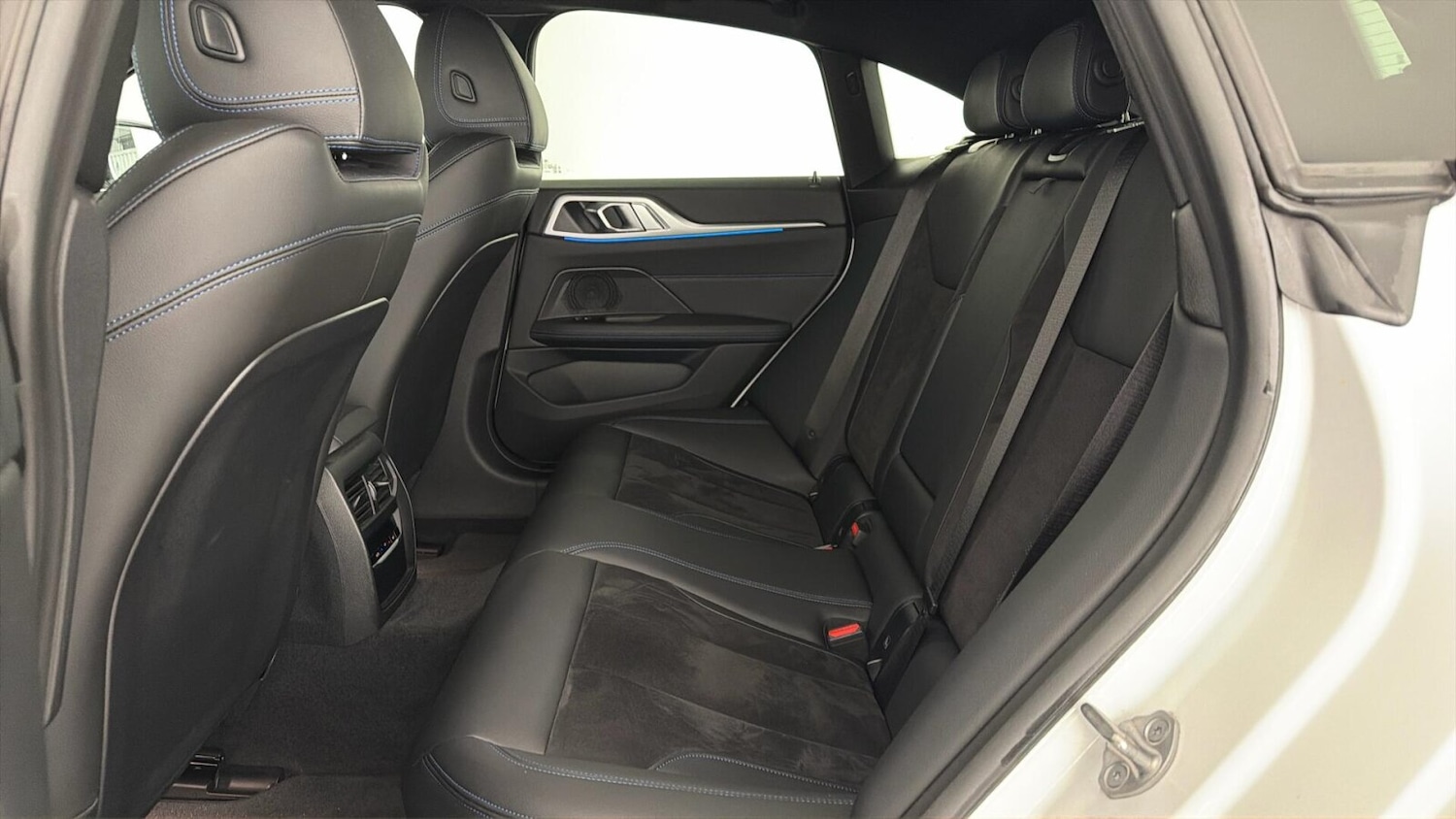 Used BMW i4 2022 for sale - 77560636: Photo 12