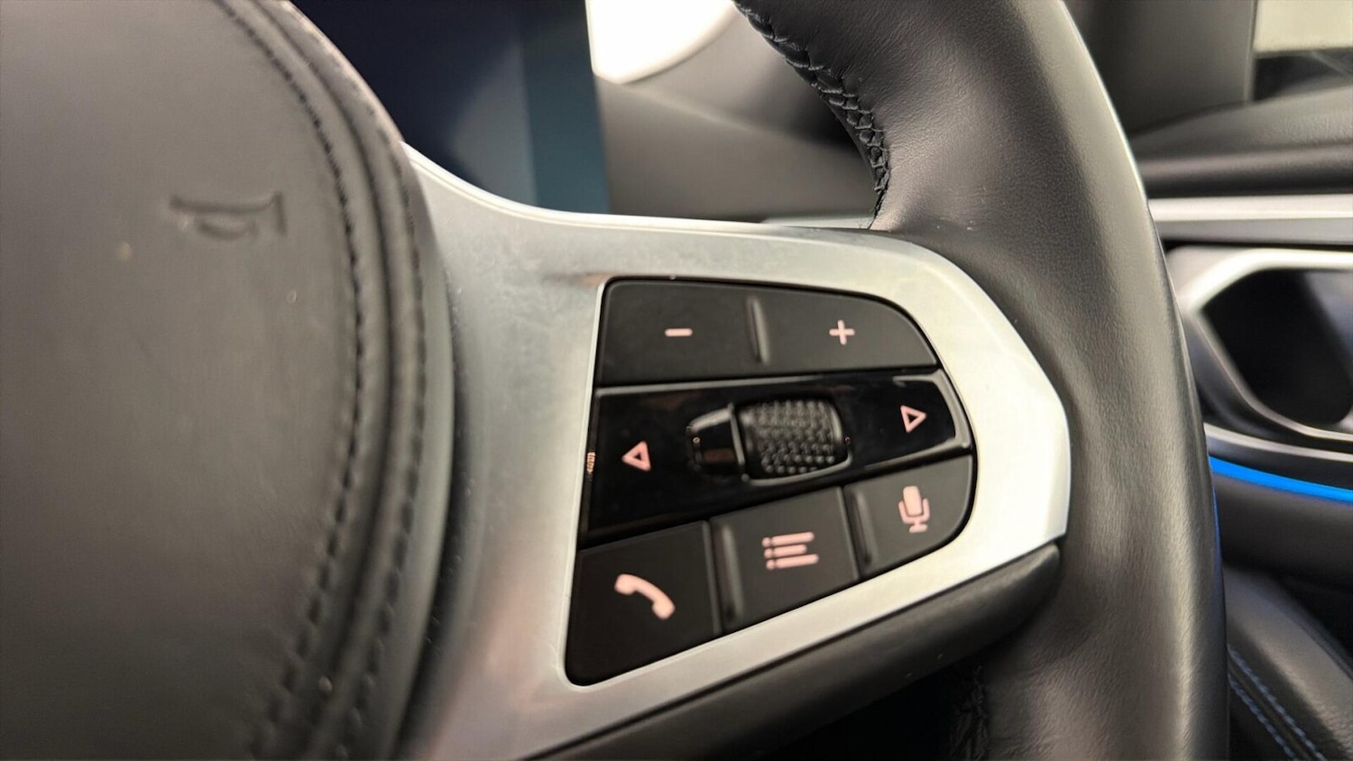 Used BMW i4 2022 for sale - 77560636: Photo 19