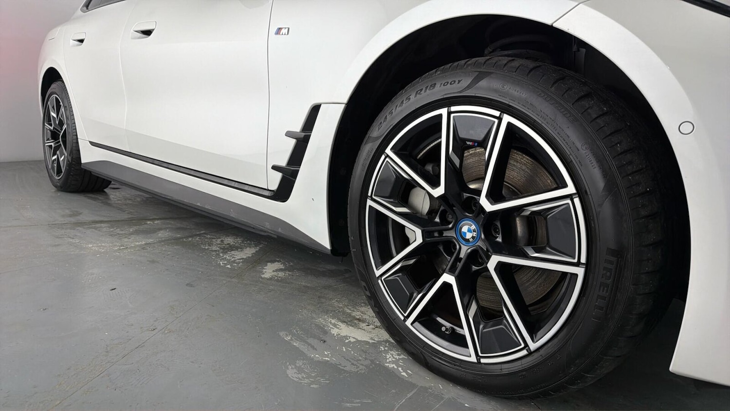 Used BMW i4 2022 for sale - 77560636: Photo 25