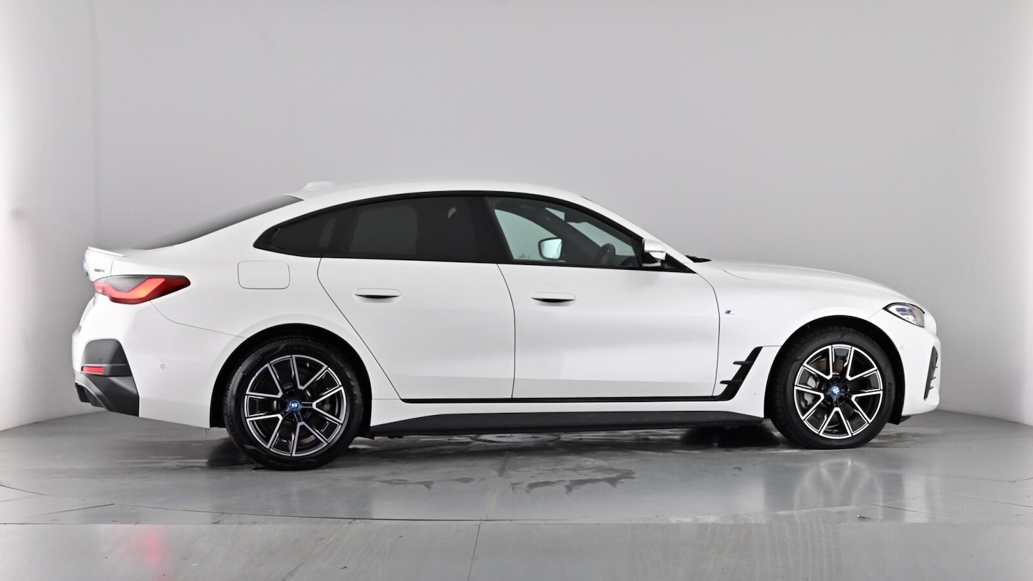 Used BMW i4 2022 for sale - 77560636: Photo 73