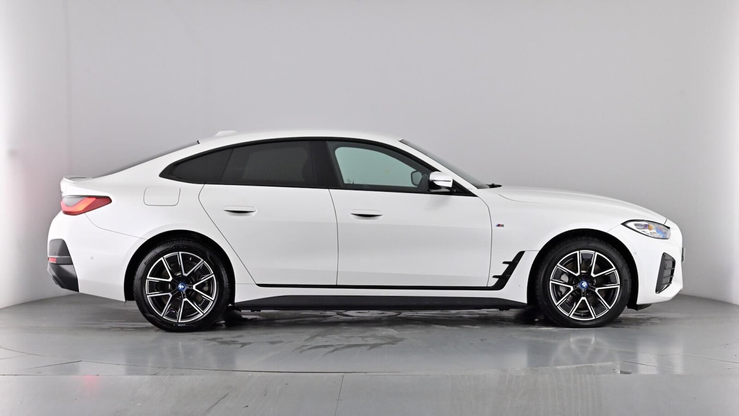 Used BMW i4 2022 for sale - 77560636: Photo 74