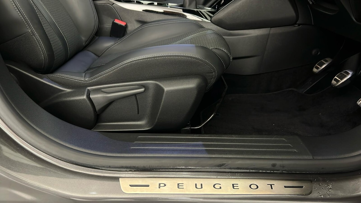 Used Peugeot 2008 2021 for sale - 76104112: Photo 33