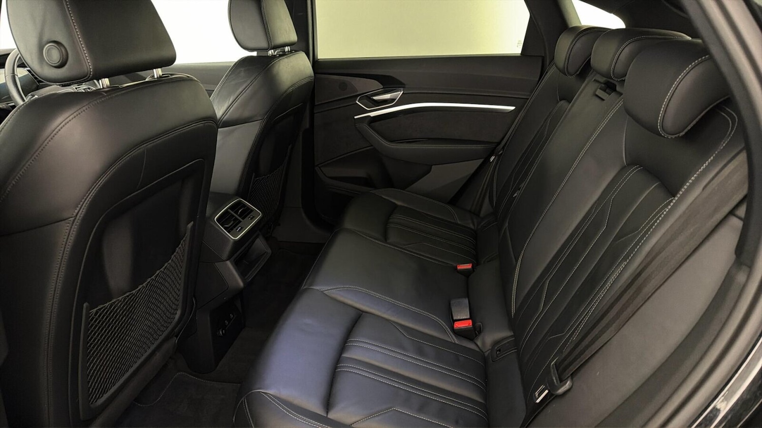 Used Audi e-tron 2022 for sale - 77778375: Photo 12