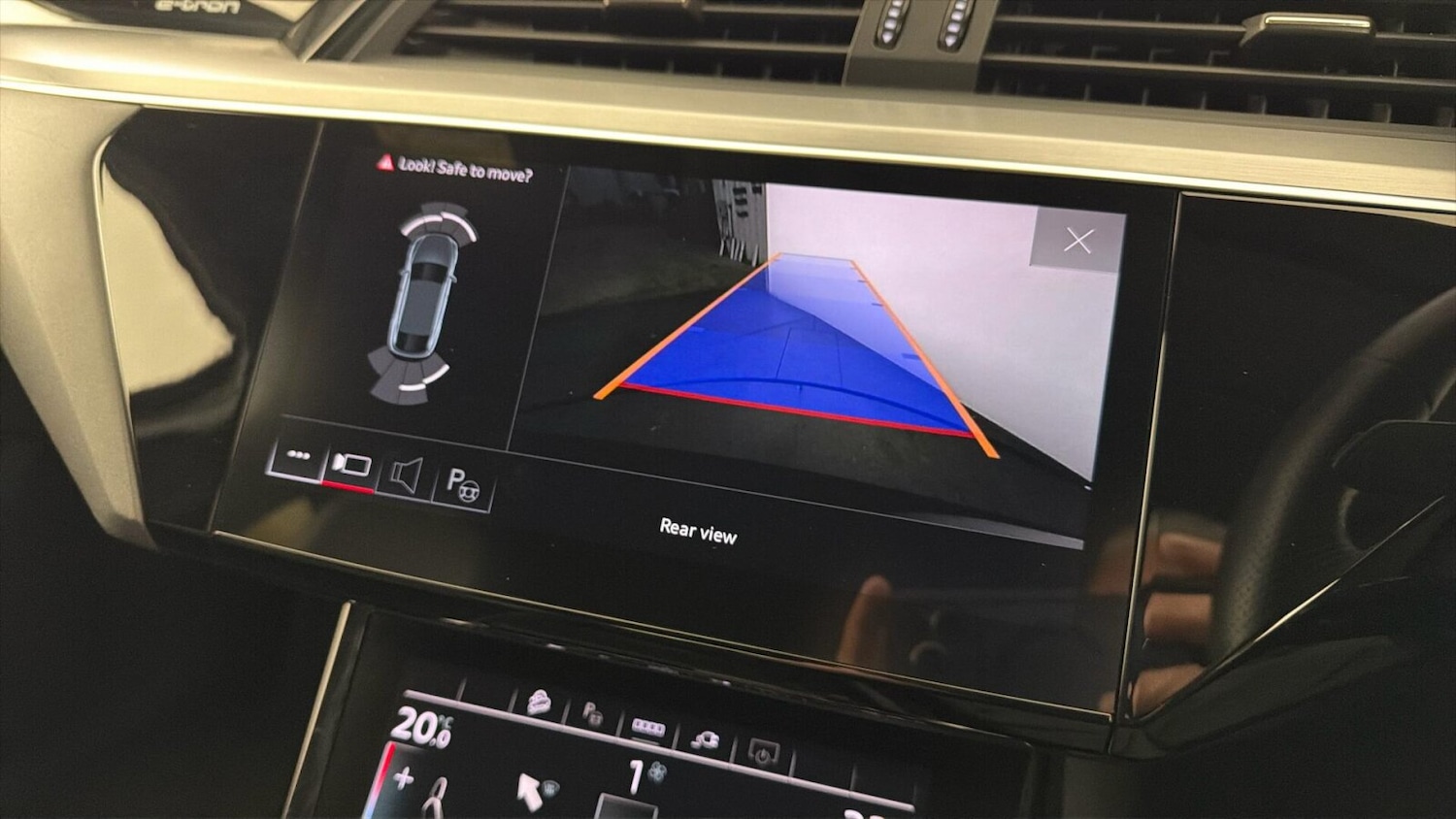 Used Audi e-tron 2022 for sale - 77778375: Photo 23