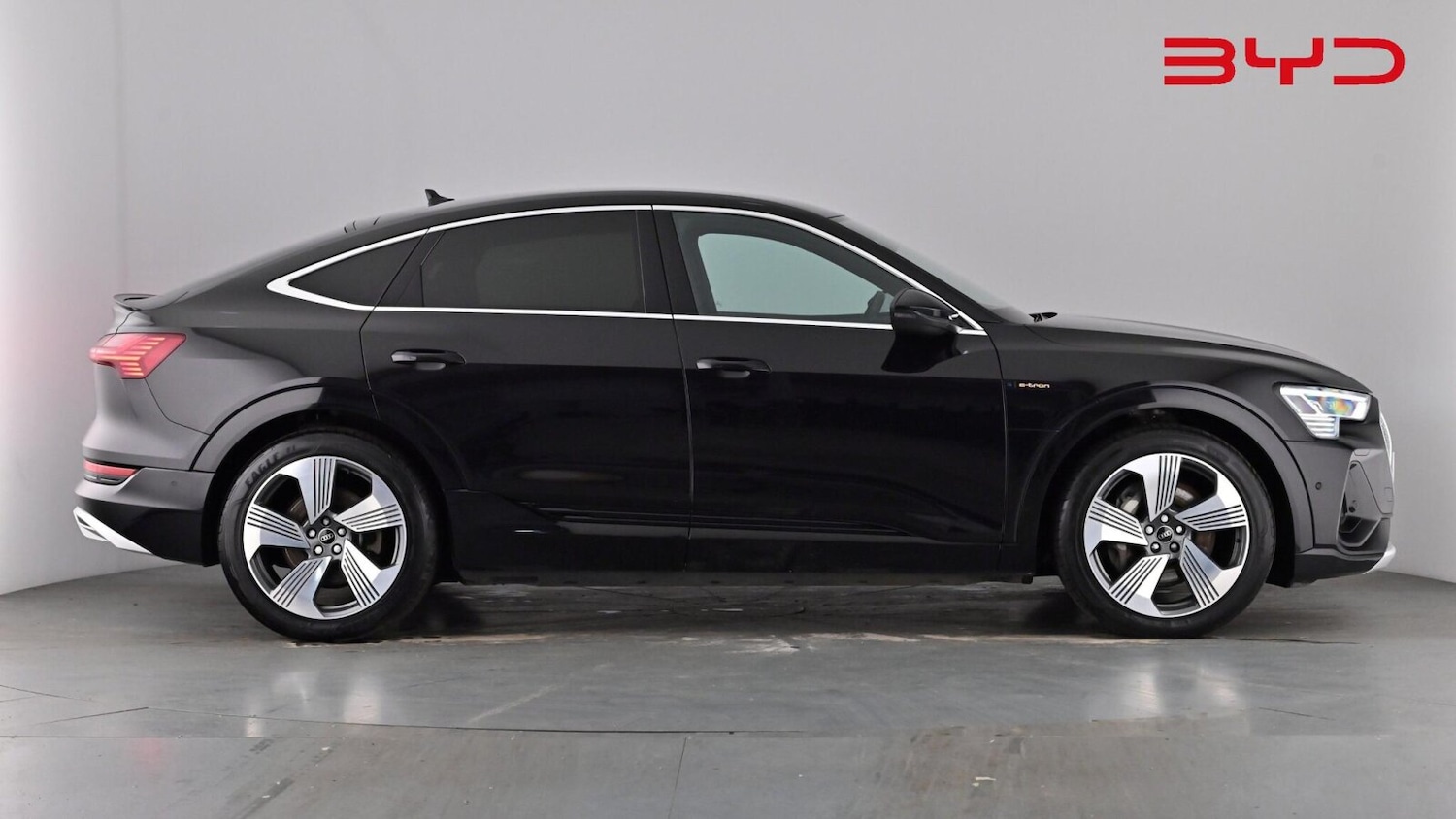 Used Audi e-tron 2022 for sale - 77778375: Photo 3