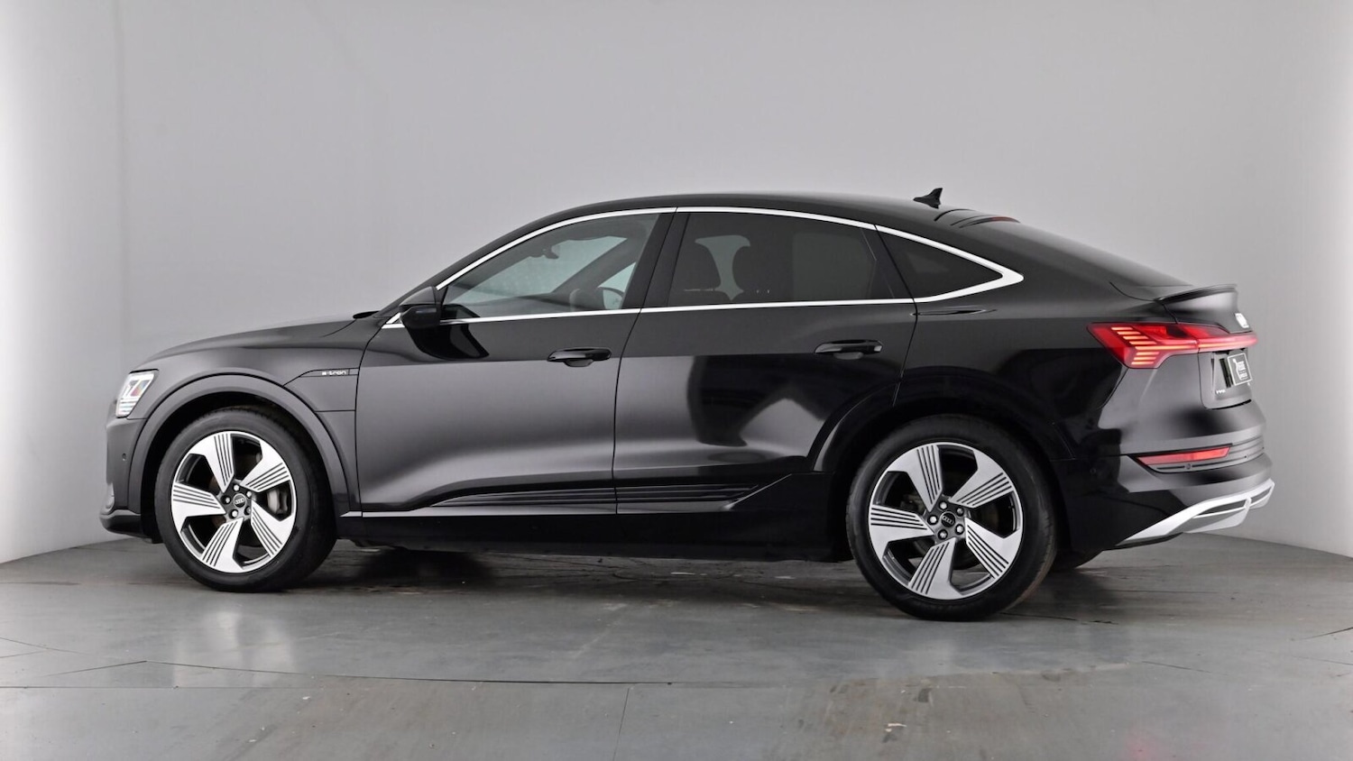 Used Audi e-tron 2022 for sale - 77778375: Photo 58