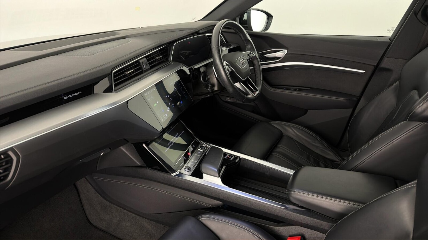 Used Audi e-tron 2022 for sale - 77778375: Photo 9