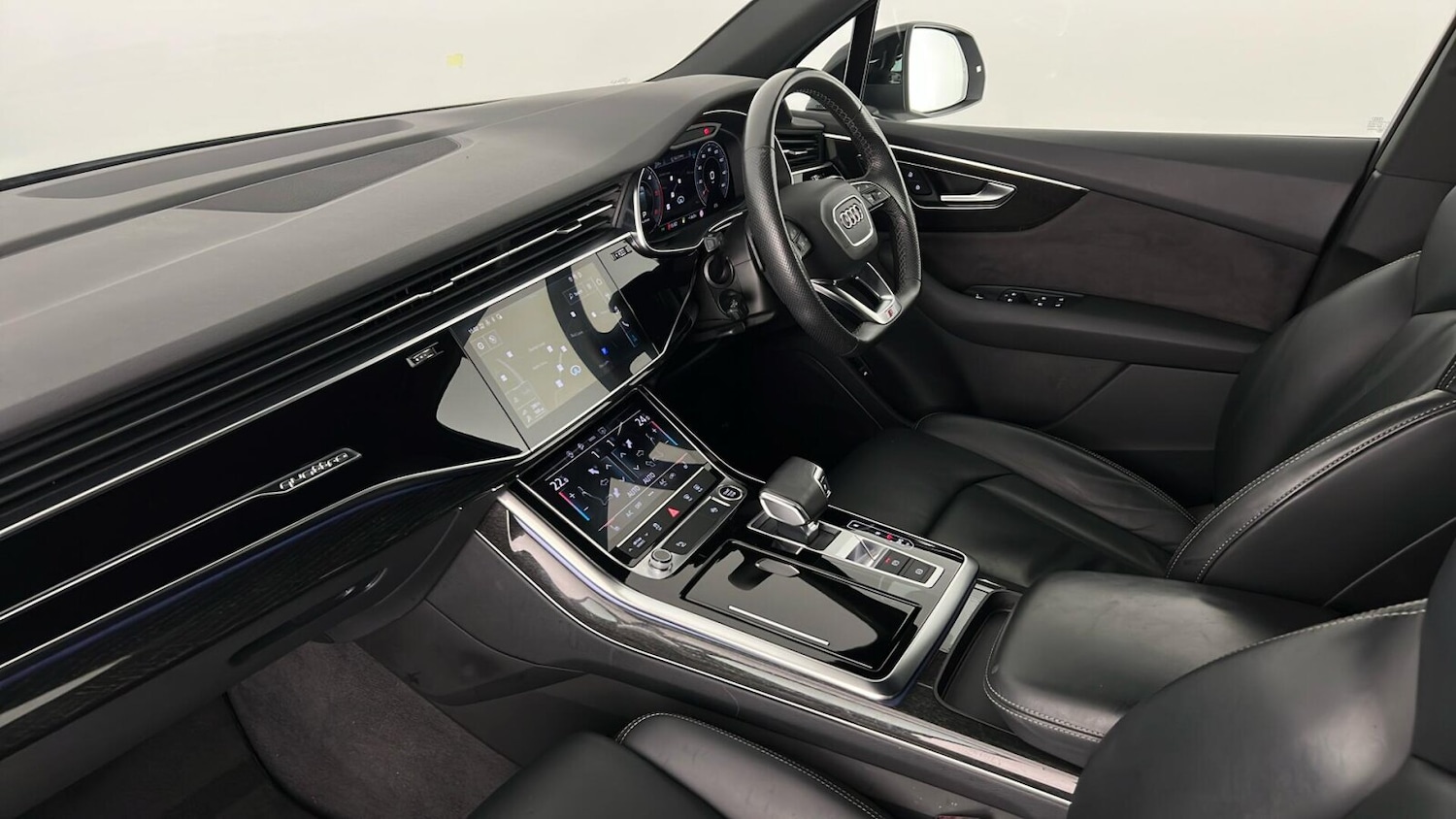 Used Audi Q7 2021 for sale - 76338844: Photo 3