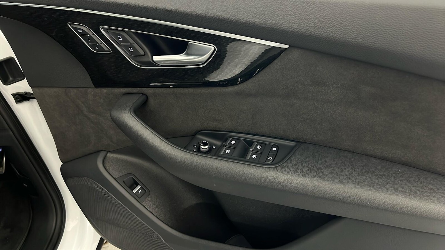 Used Audi Q7 2021 for sale - 76338844: Photo 32