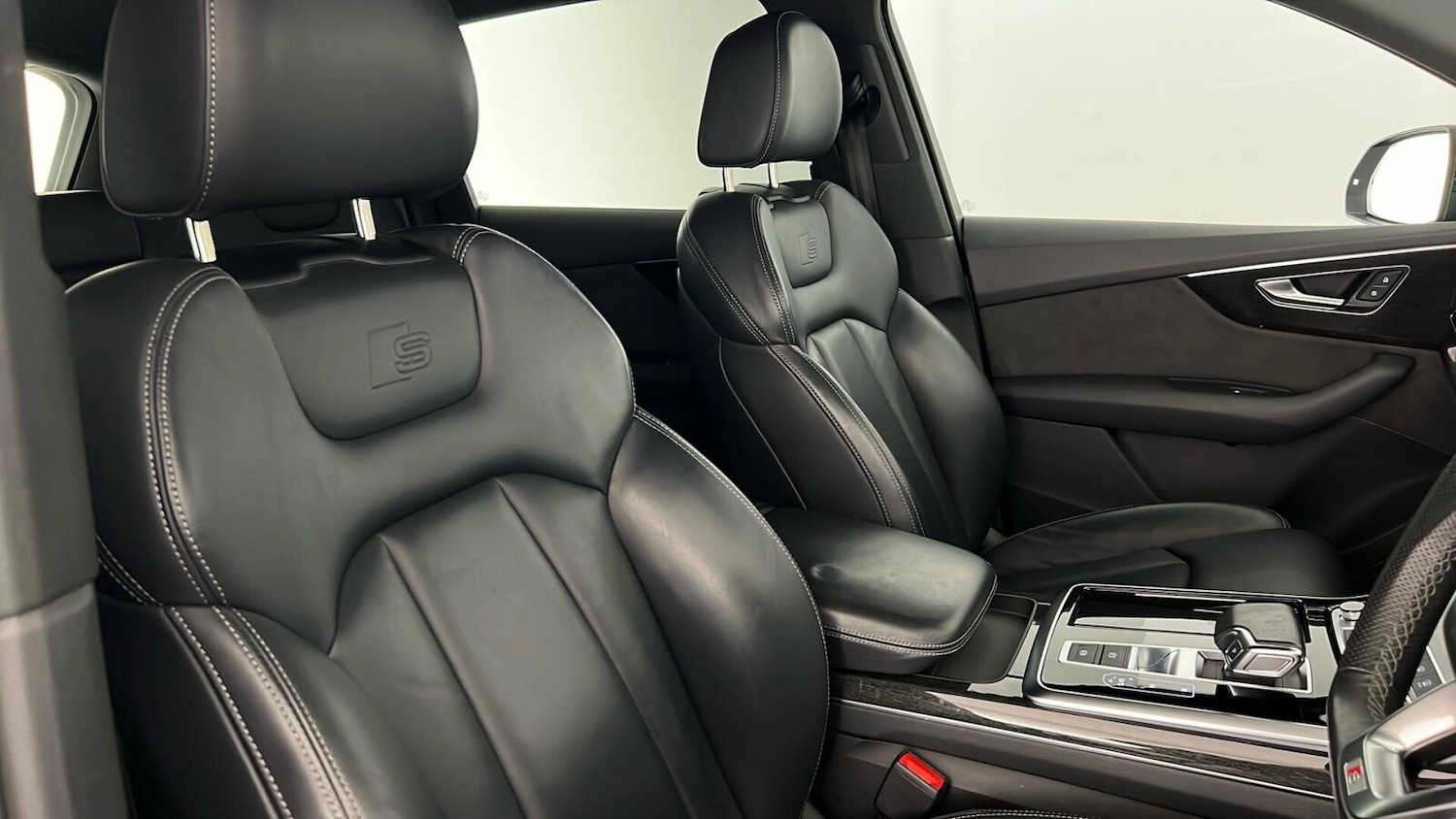 Used Audi Q7 2021 for sale - 76338844: Photo 34