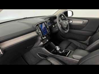 Used Volvo XC40 2022 for sale - 75108603: Photo