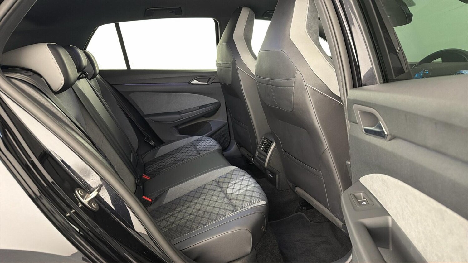 Used Volkswagen Golf 2023 for sale - 77826513: Photo 14