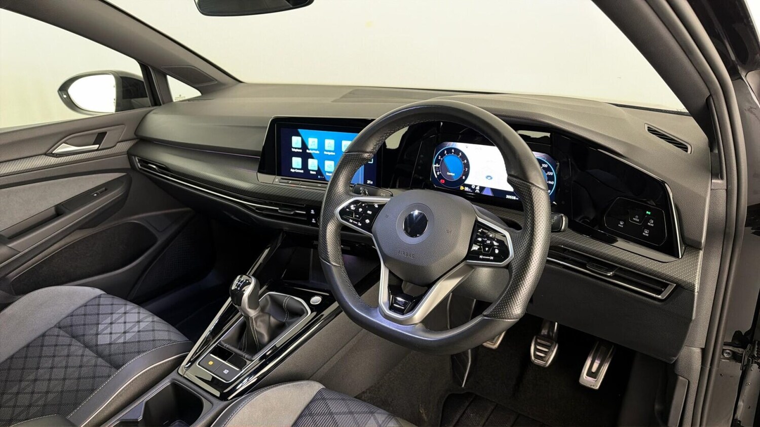 Used Volkswagen Golf 2023 for sale - 77826513: Photo 15